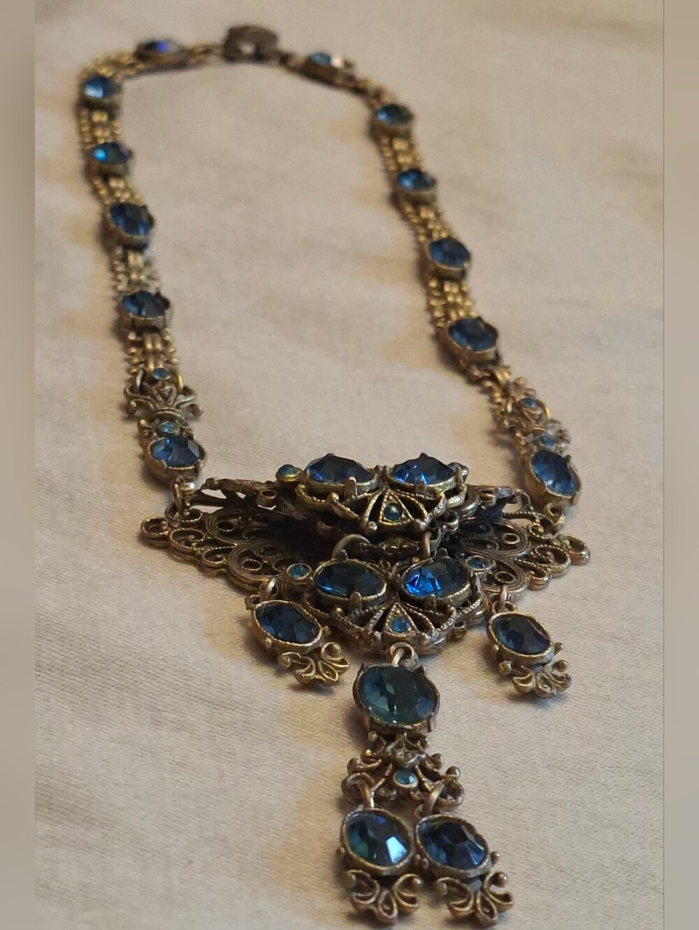 Vintage Open Filigree Gold-tone Necklace